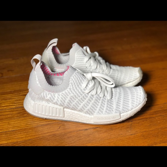 nmd r1 primeknit white